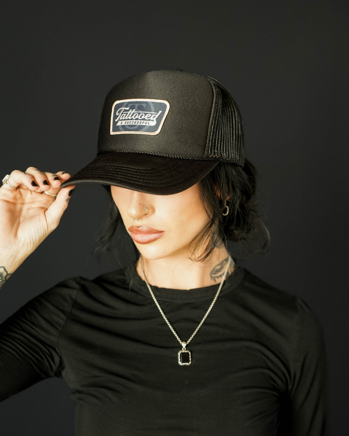 Vintage Trucker Hat- Black