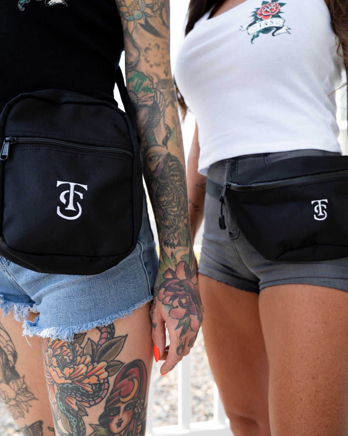 Classic Waist Bag - Black w/ White