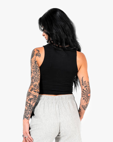 WKND Fitted Crop Tank - Black