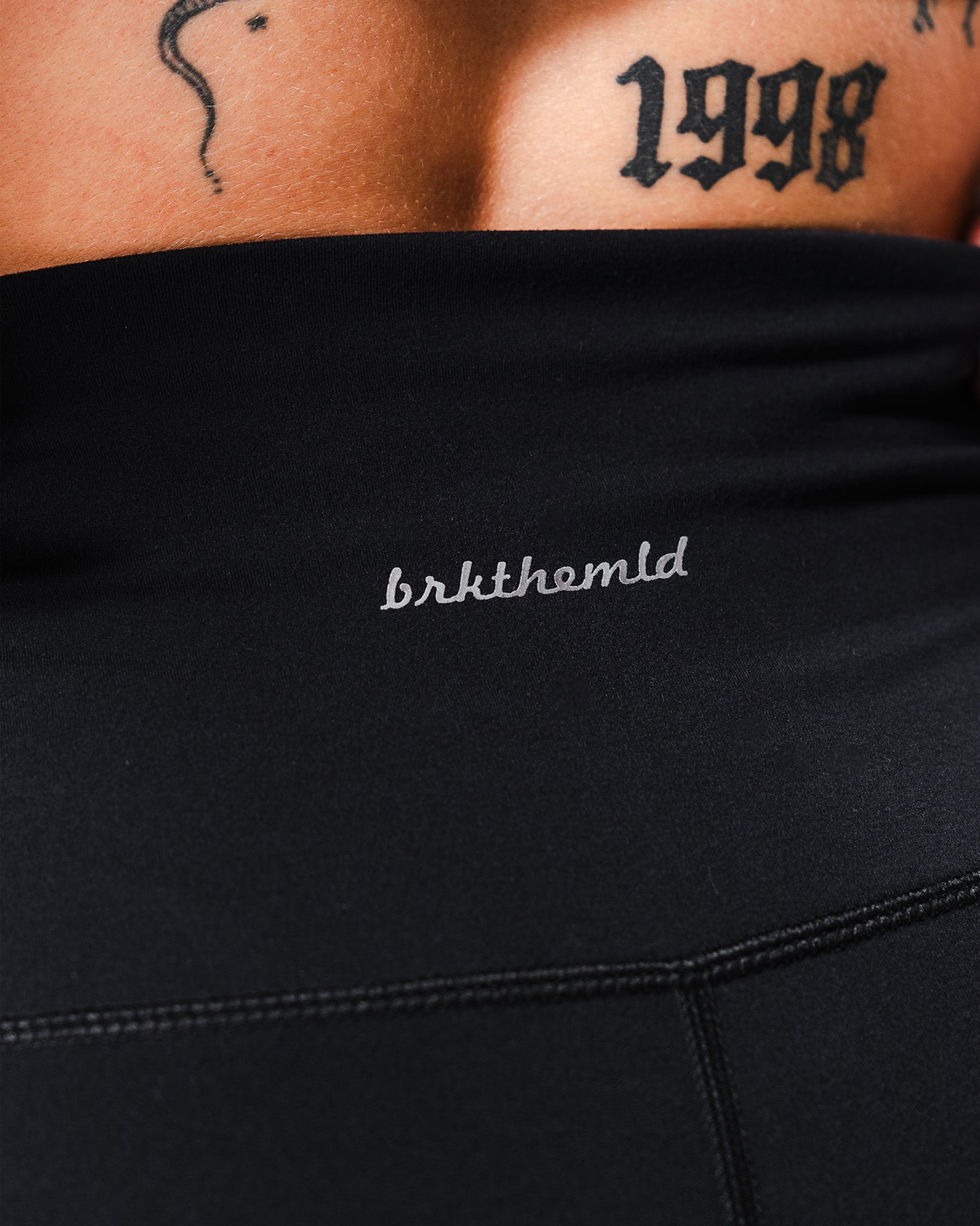 Core Script Legging - Black