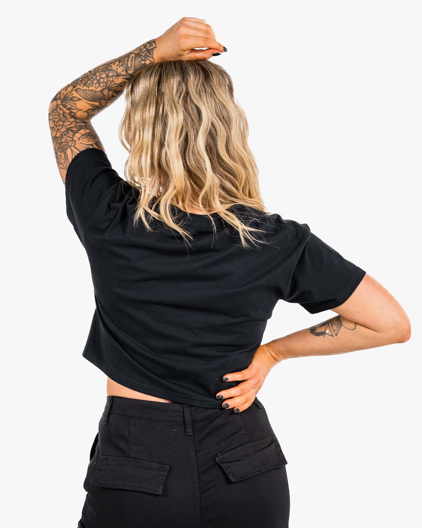 Icon Crop - Black w/ White
