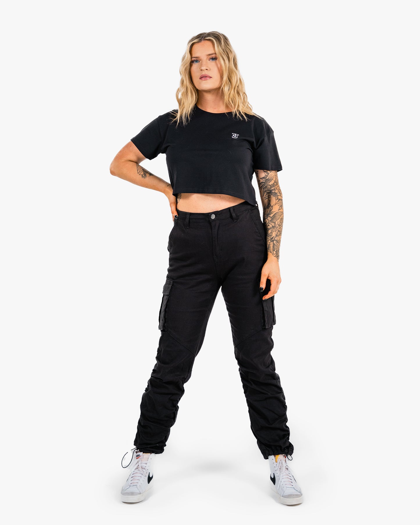 Icon Crop - Black w/ White