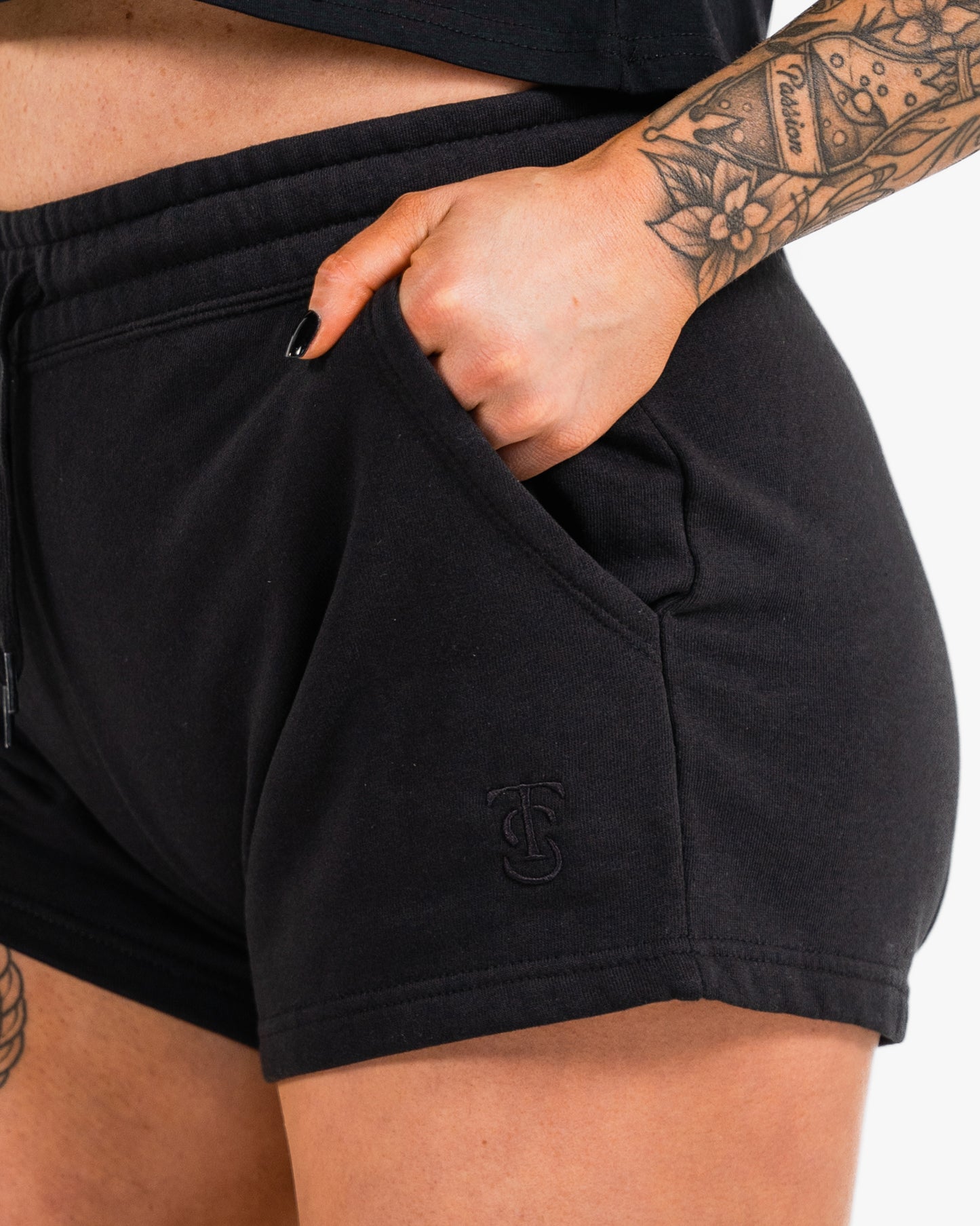 Women's Icon Sweat Shorts - Black w/ Black