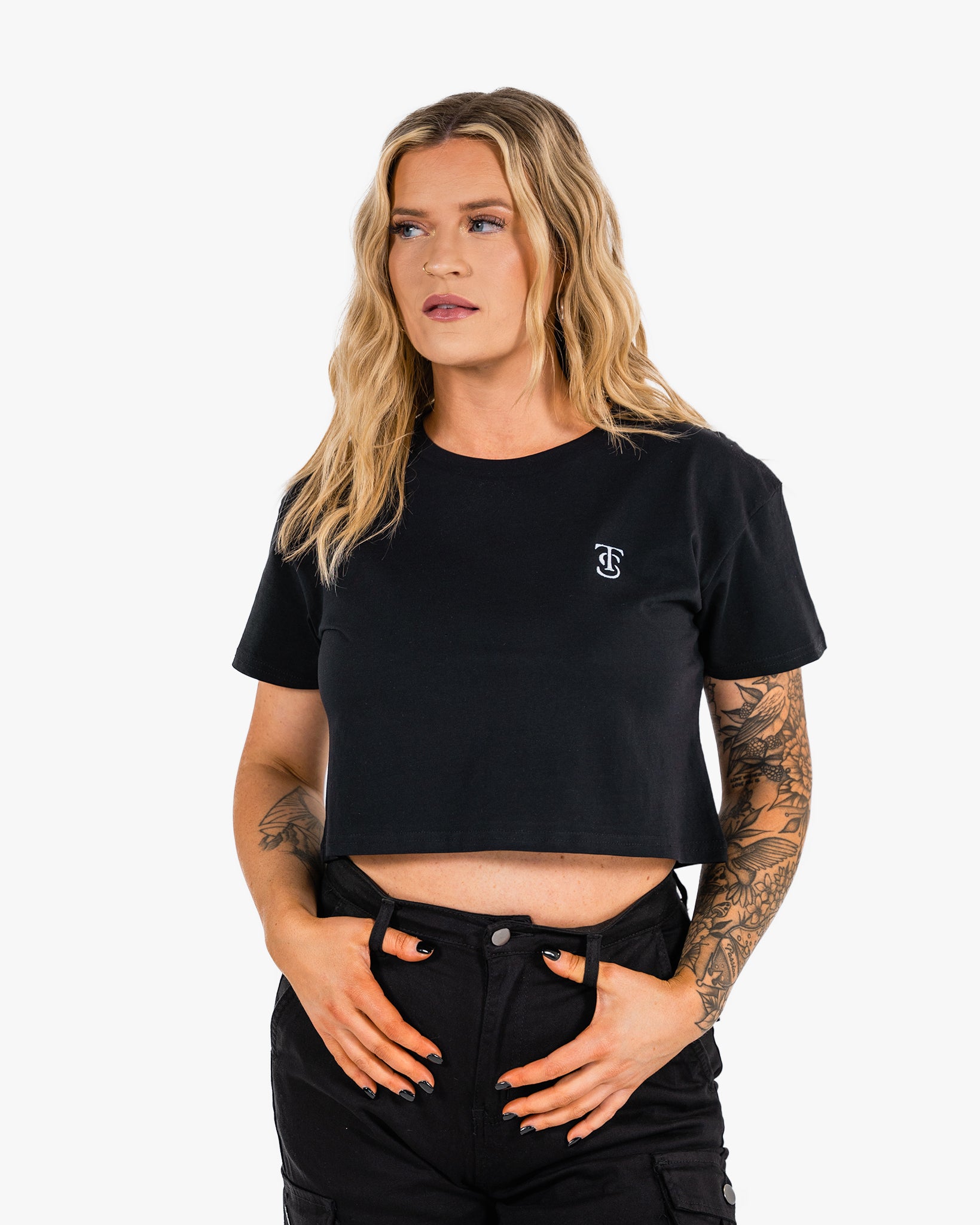 Icon Crop - Black w/ White